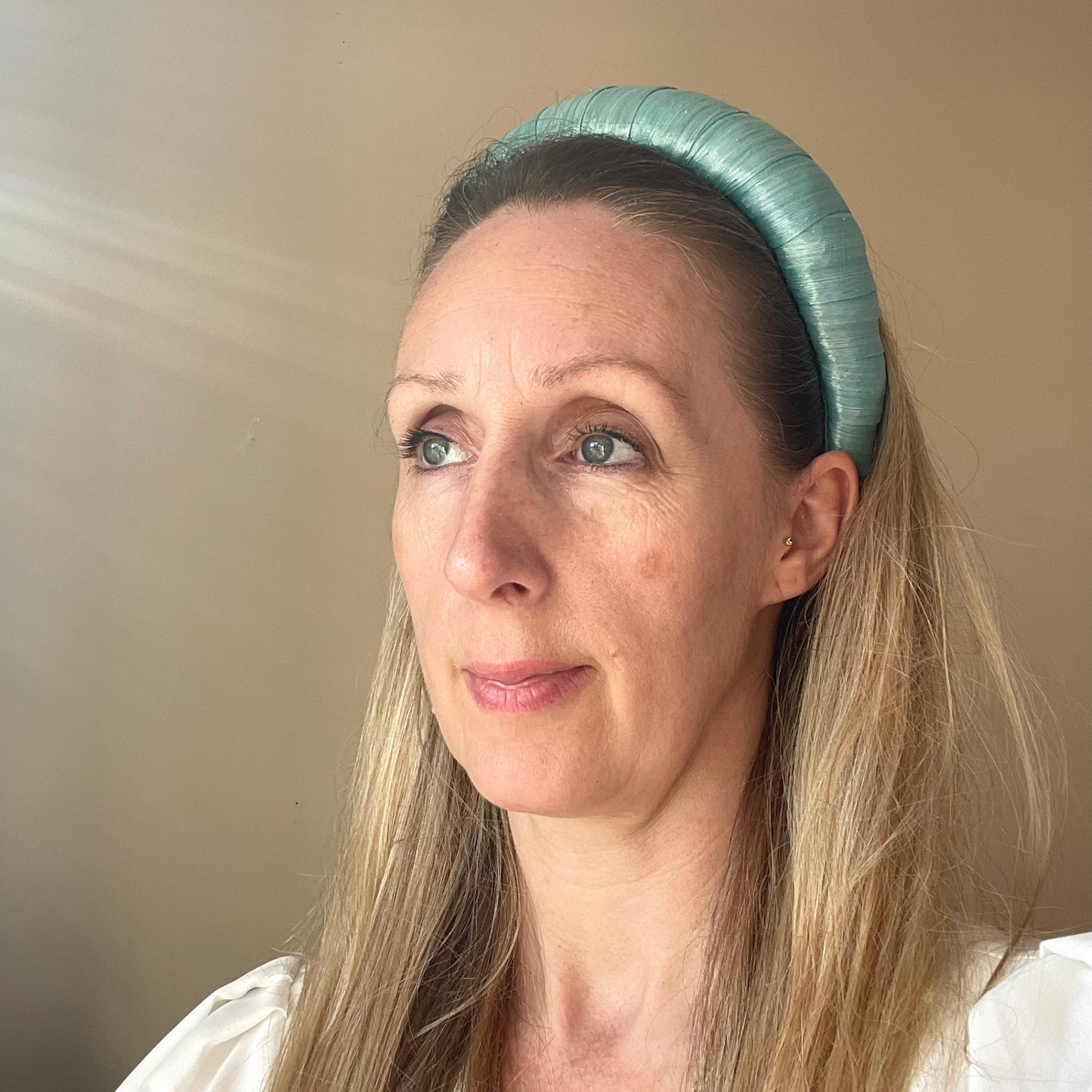 Padded headband made from silk abaca in aqua