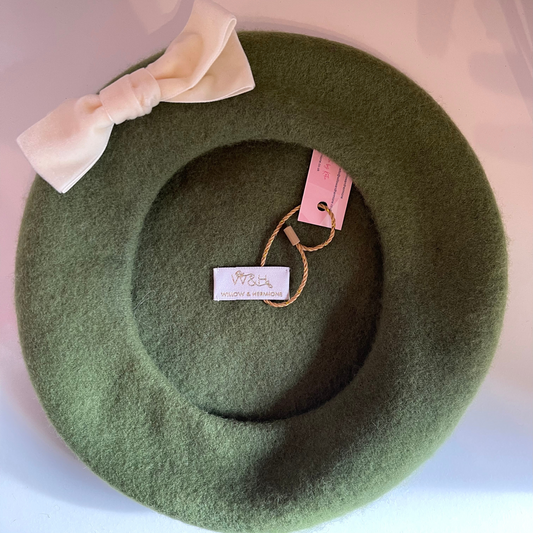 Velvet Bow Beret